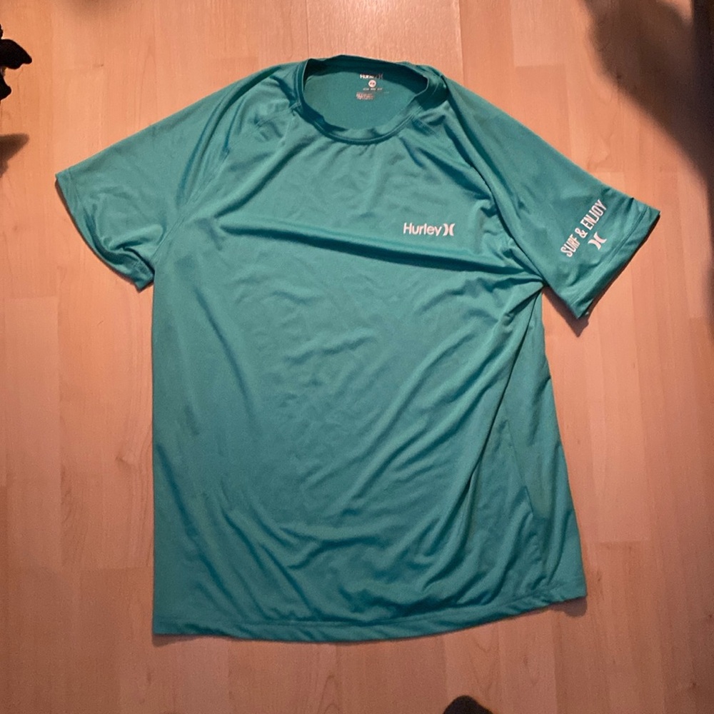 Hurley Active Short sleeve t shirt
Teal color